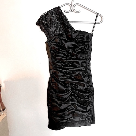 JESSICA MCCLINTOCK • LBD Little Black Mini Dress • XS • Bridesmaid + Formalwear - Picture 1 of 15